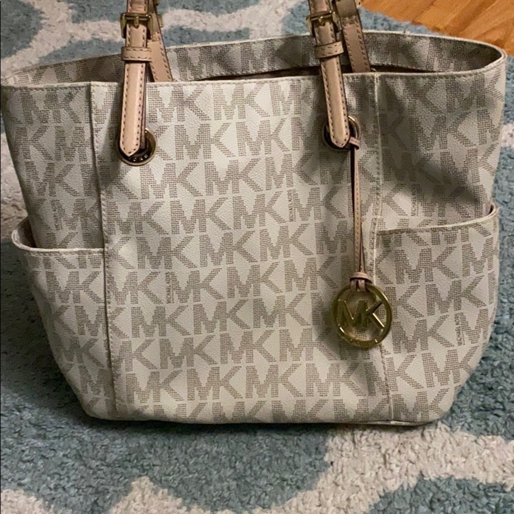 Michael Kors purse